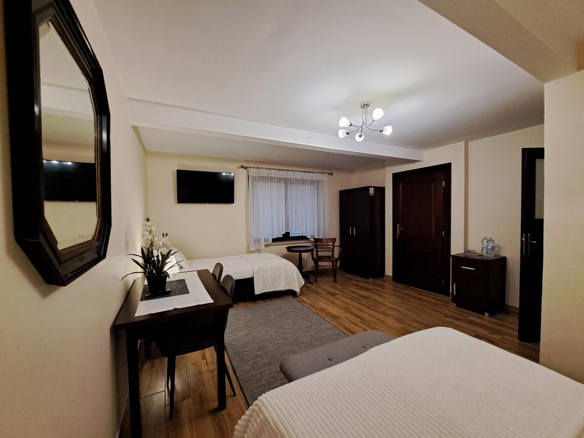 Apartamenty Avanti-Stare Miasto Zamosc Exteriör bild