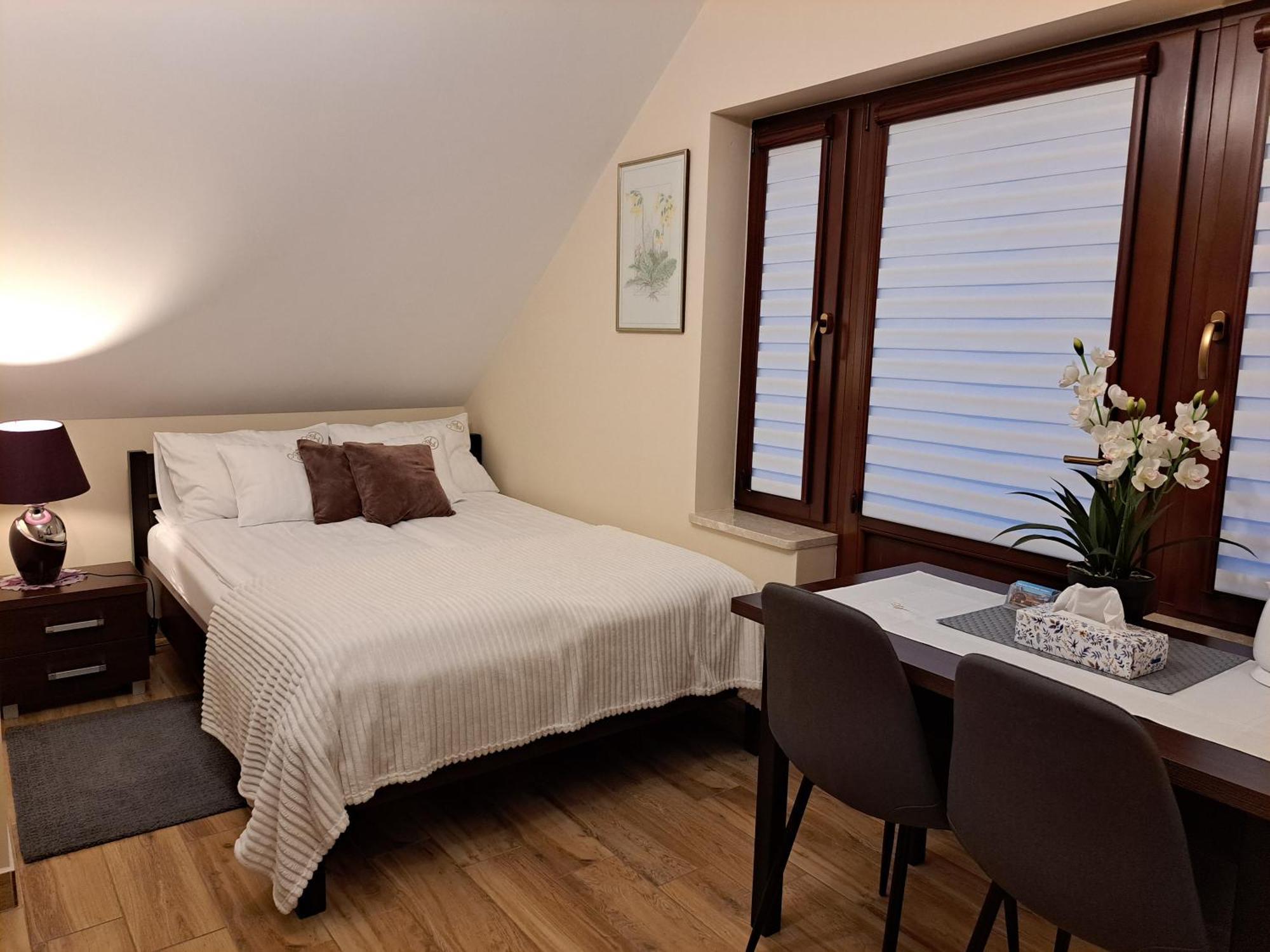 Apartamenty Avanti-Stare Miasto Zamosc Exteriör bild