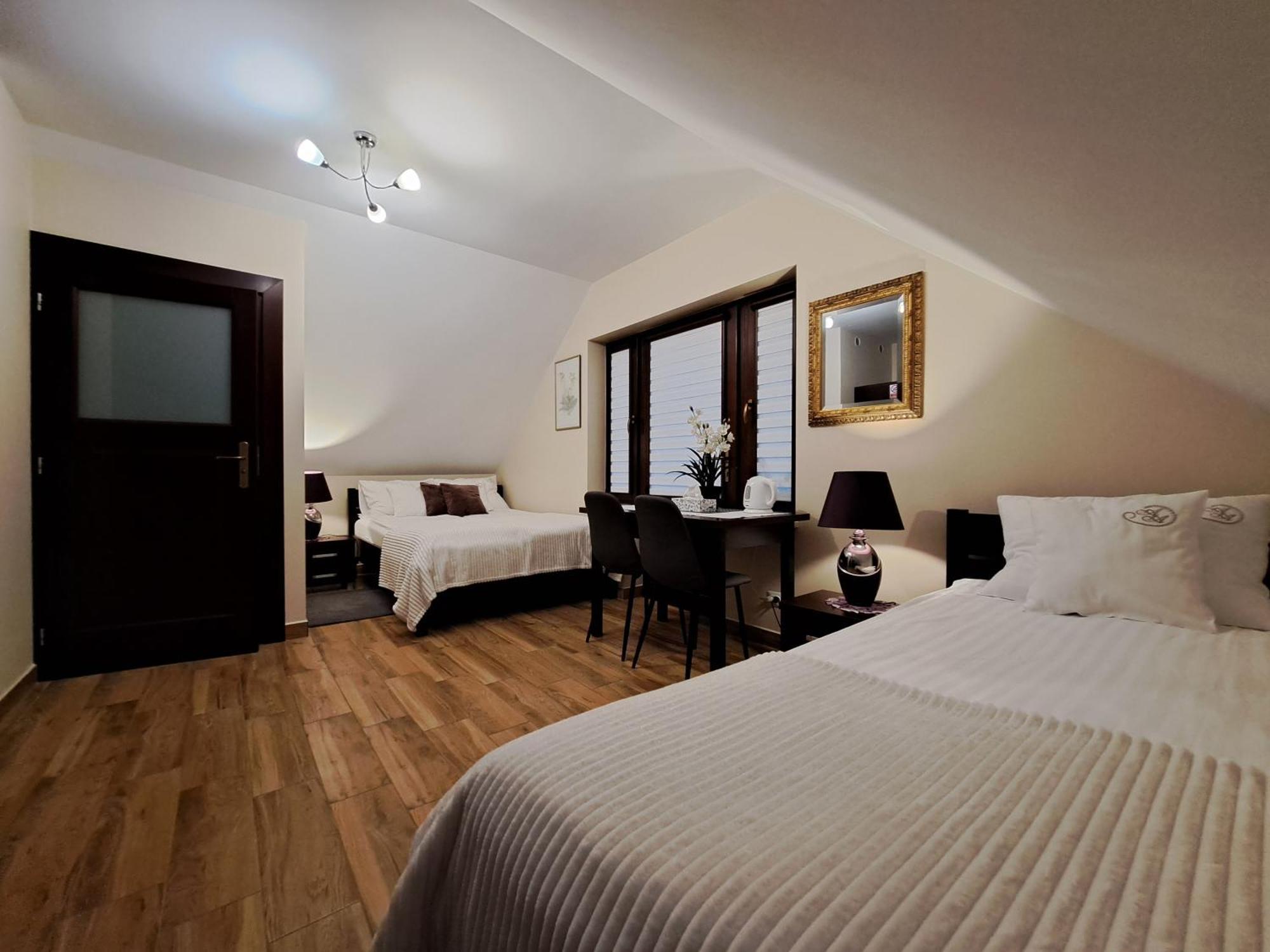 Apartamenty Avanti-Stare Miasto Zamosc Exteriör bild