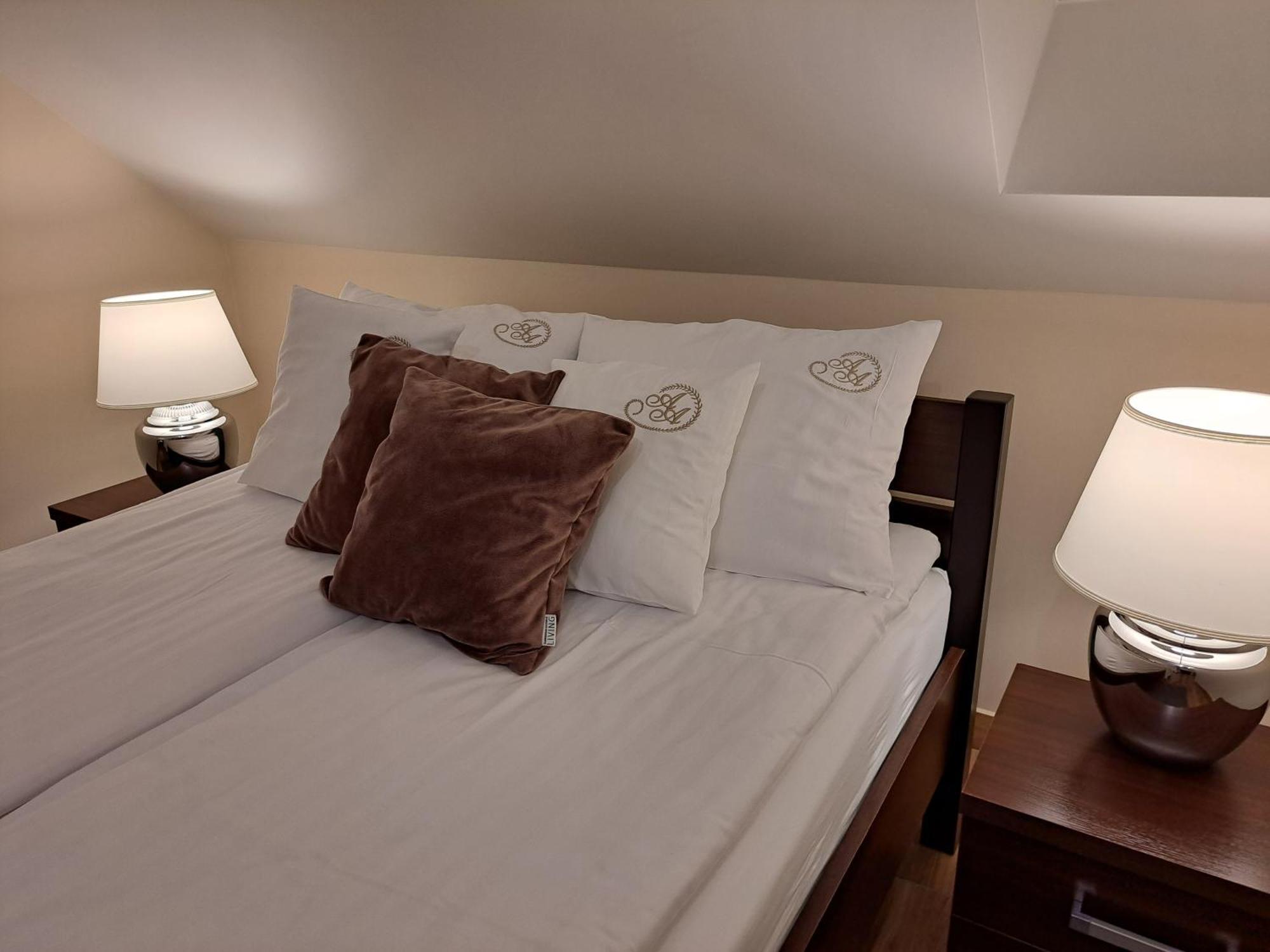 Apartamenty Avanti-Stare Miasto Zamosc Exteriör bild