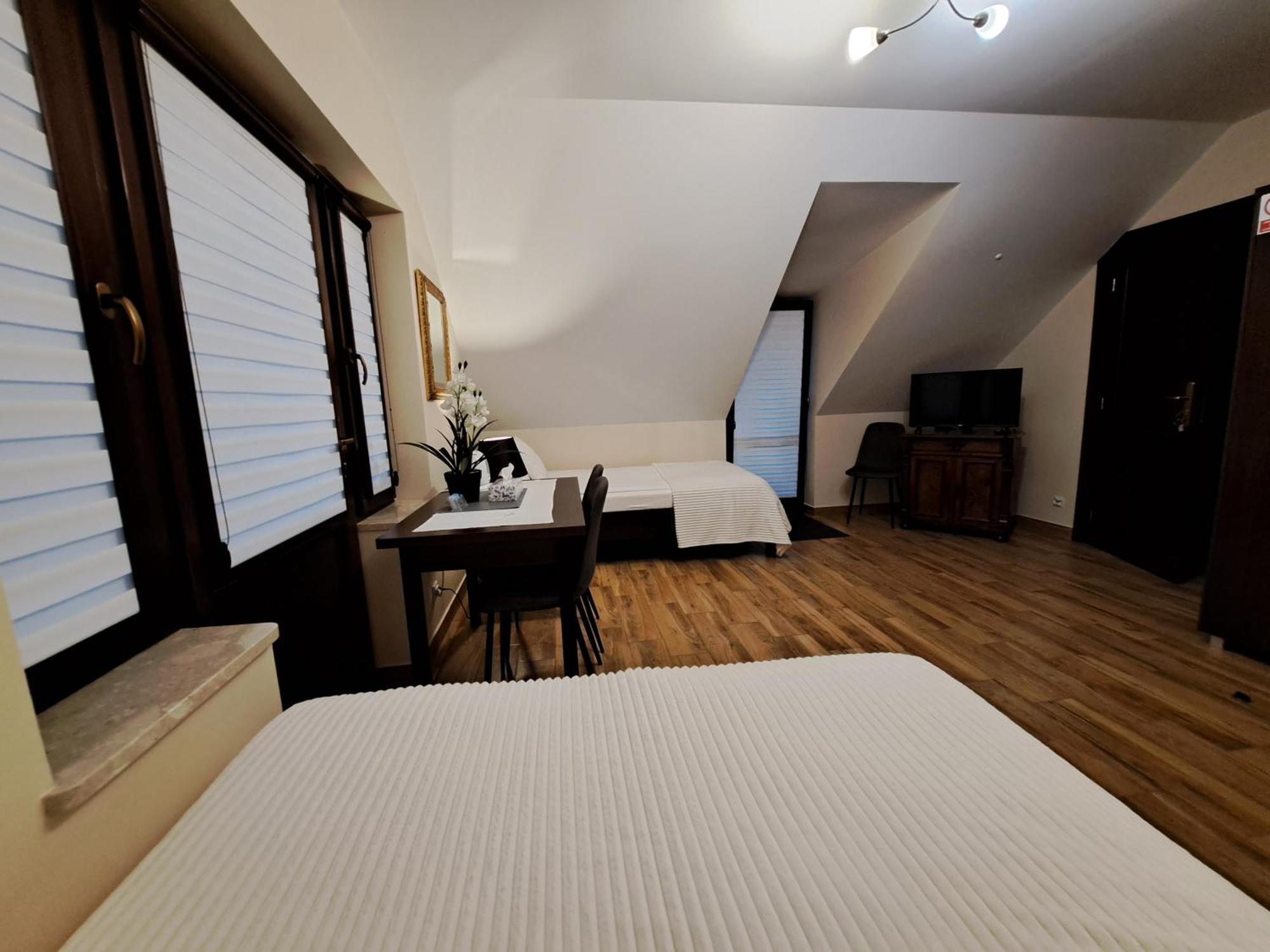 Apartamenty Avanti-Stare Miasto Zamosc Exteriör bild
